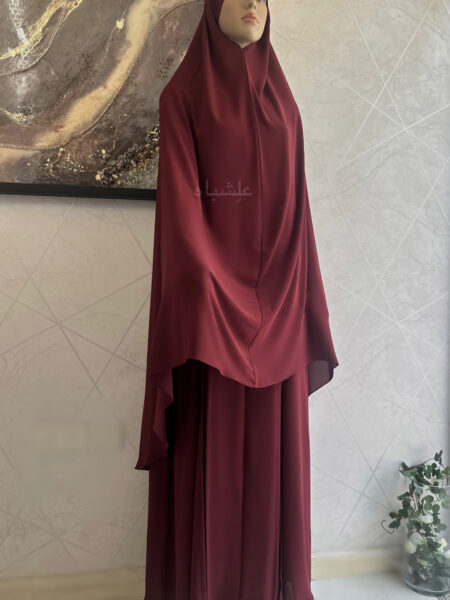 Narrowed box pleats abaya with khimar