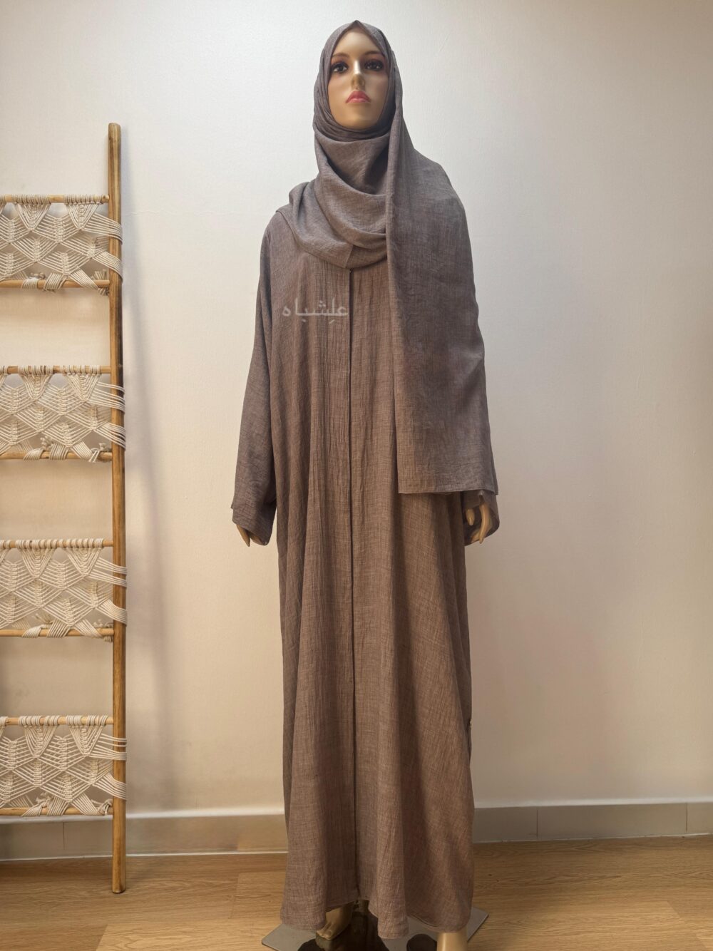 Front full view of abaya with sheila