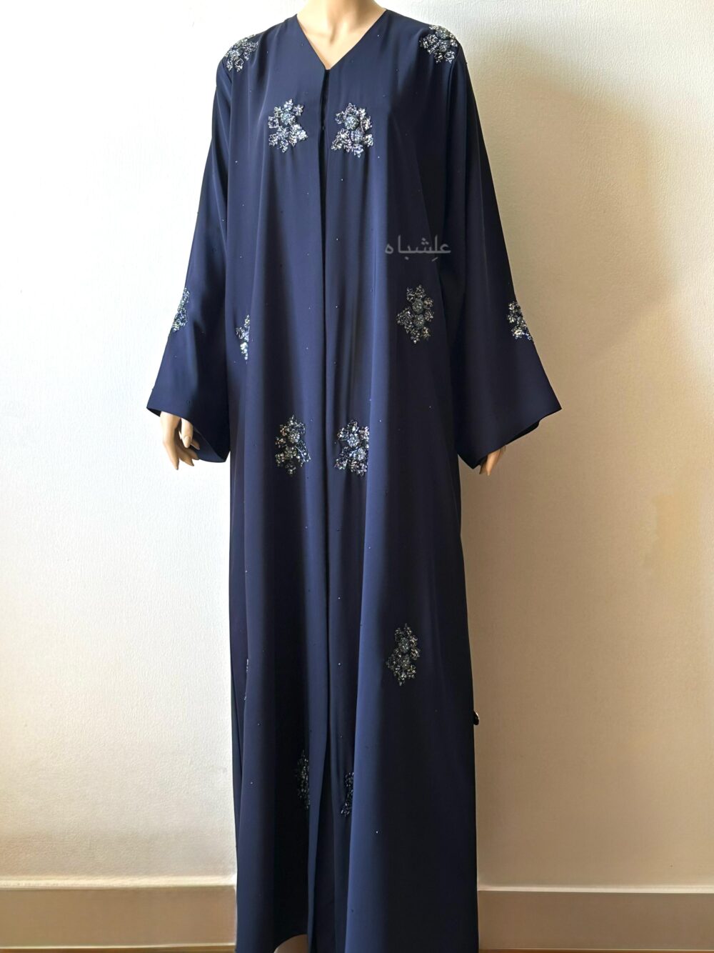 Front view of abaya without sheila