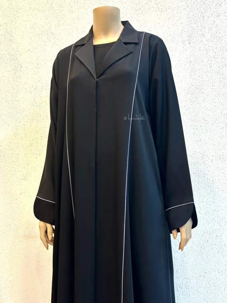Front view of abaya without sheila close up