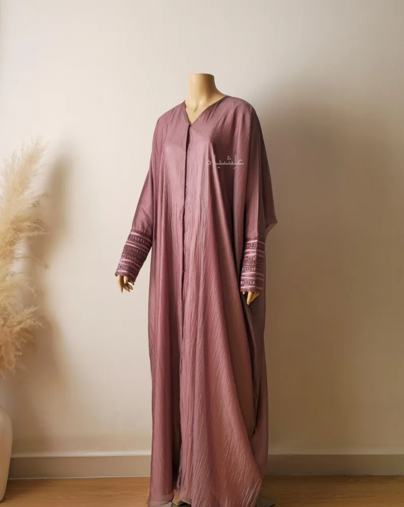 Roseline Emboss Abaya by Alishbah Abaya 2 Front view of abaya without shiela