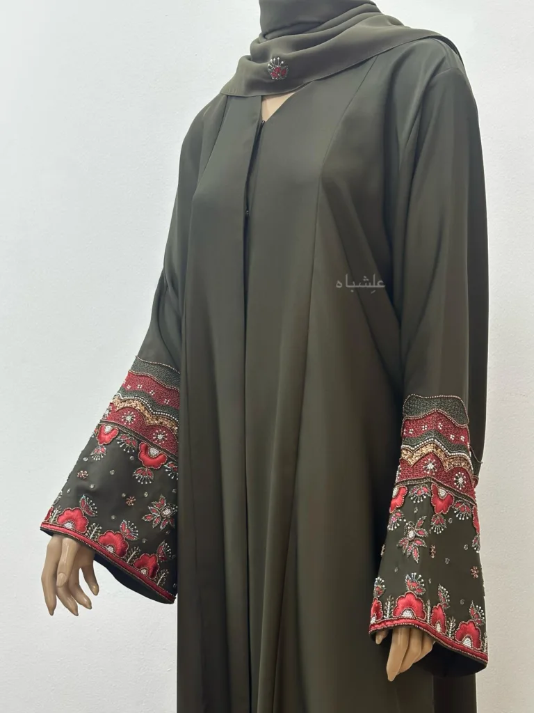 How to Dress Modestly as an Expat in the Middle East | Alishbah Abaya 7 Close up view of abaya with sheila