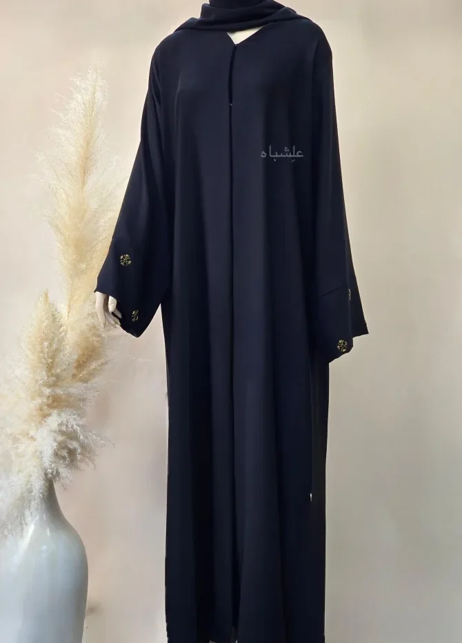 Front full view of abaya with sheila