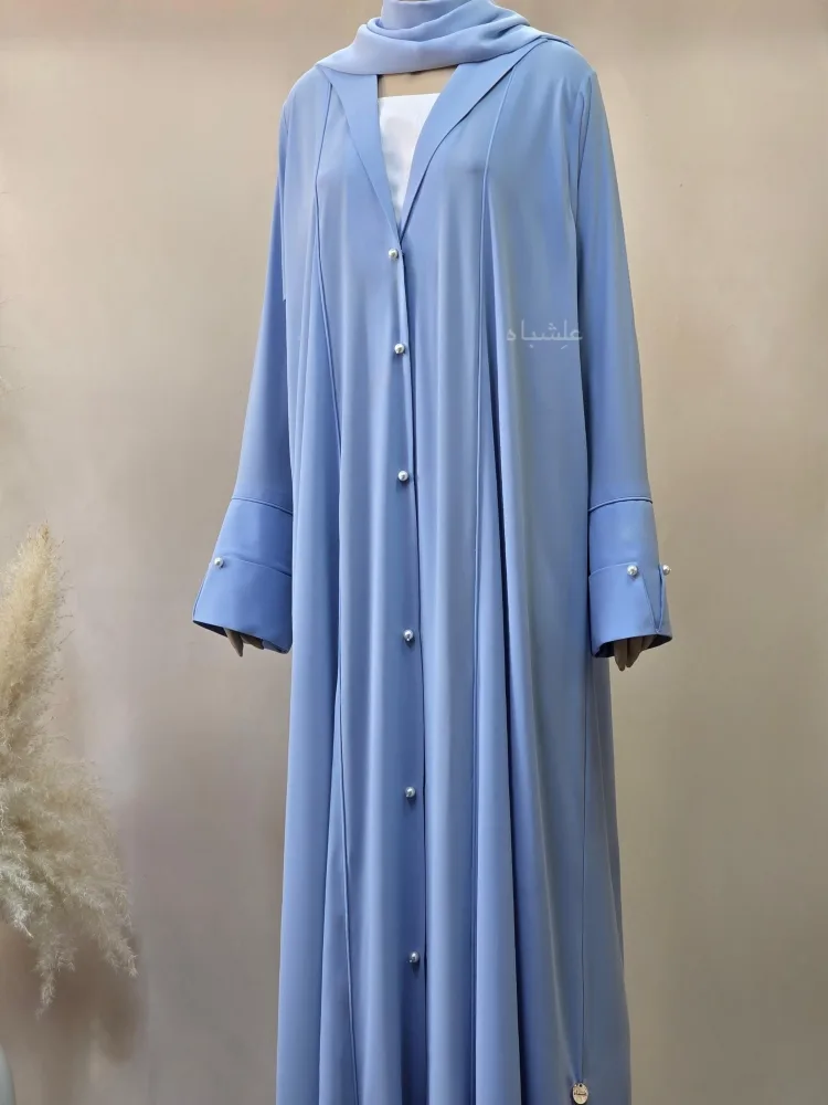 How to Dress Modestly as an Expat in the Middle East | Alishbah Abaya 8 Front full view of abaya with sheila