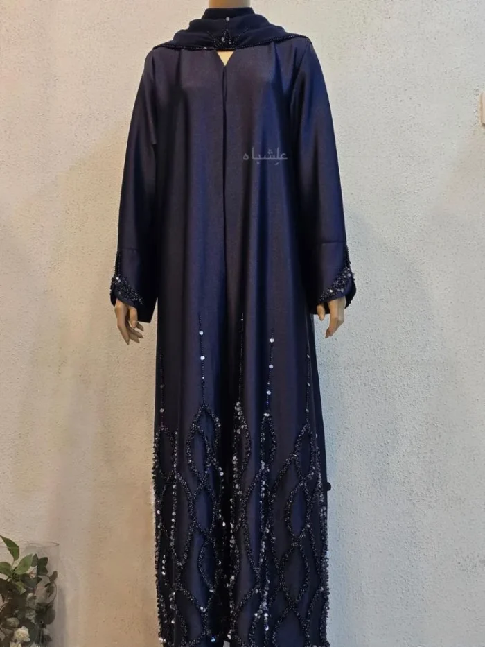 Front view of abaya showing the full view of abaya with sheila