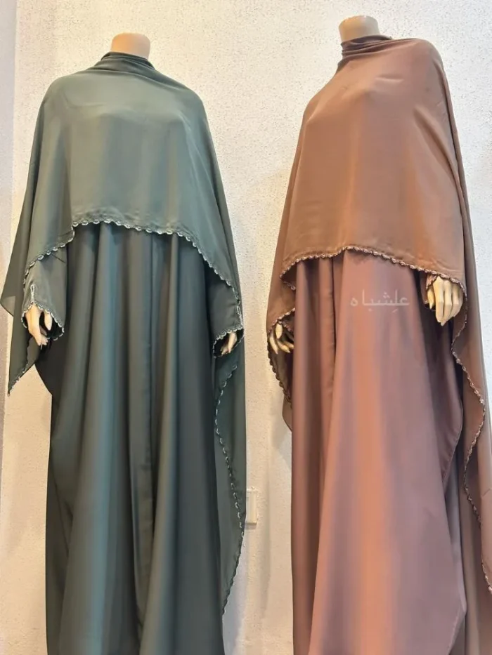 Full view of green and abaya together
