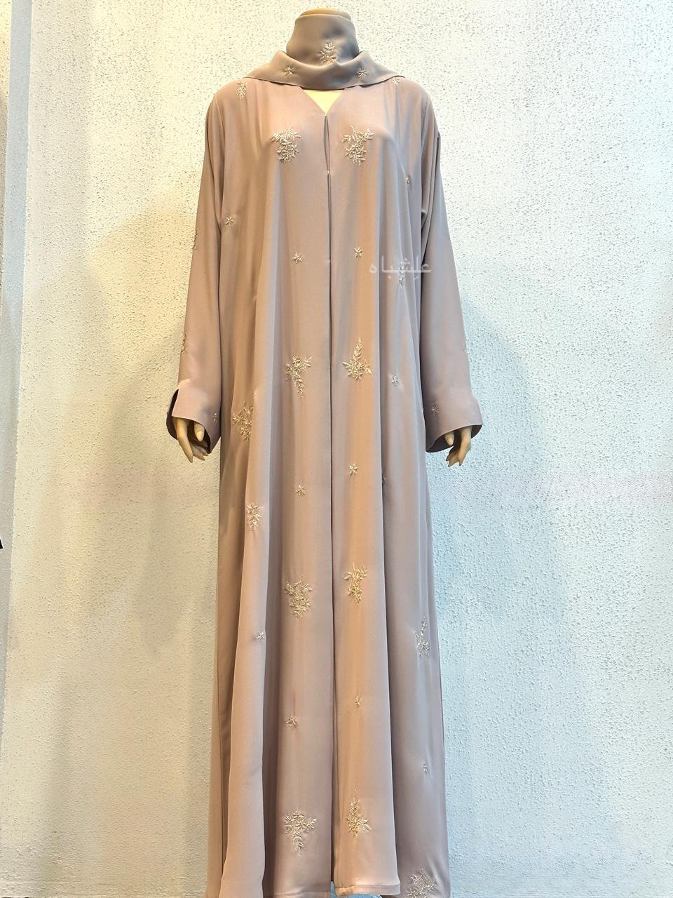 Laylat Al-Nur Dubai Abaya 2 laylat-al-nur-abaya-by-alishbah-full-view
