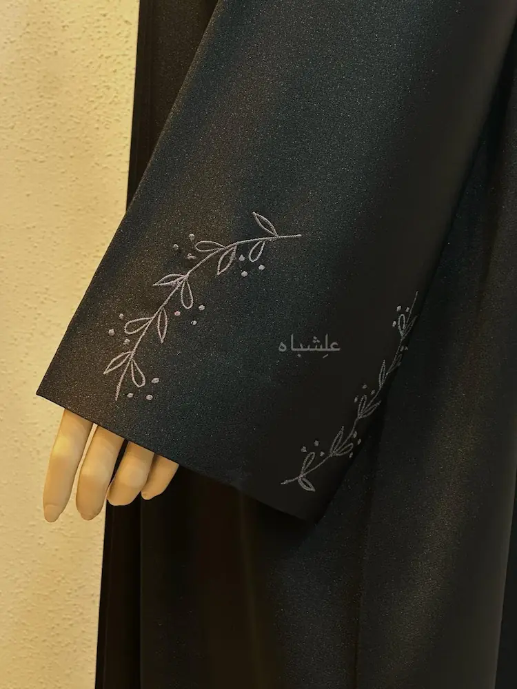Moonlit Safaa Black Luxury Abaya 2 moonlit safaa abaya close up design