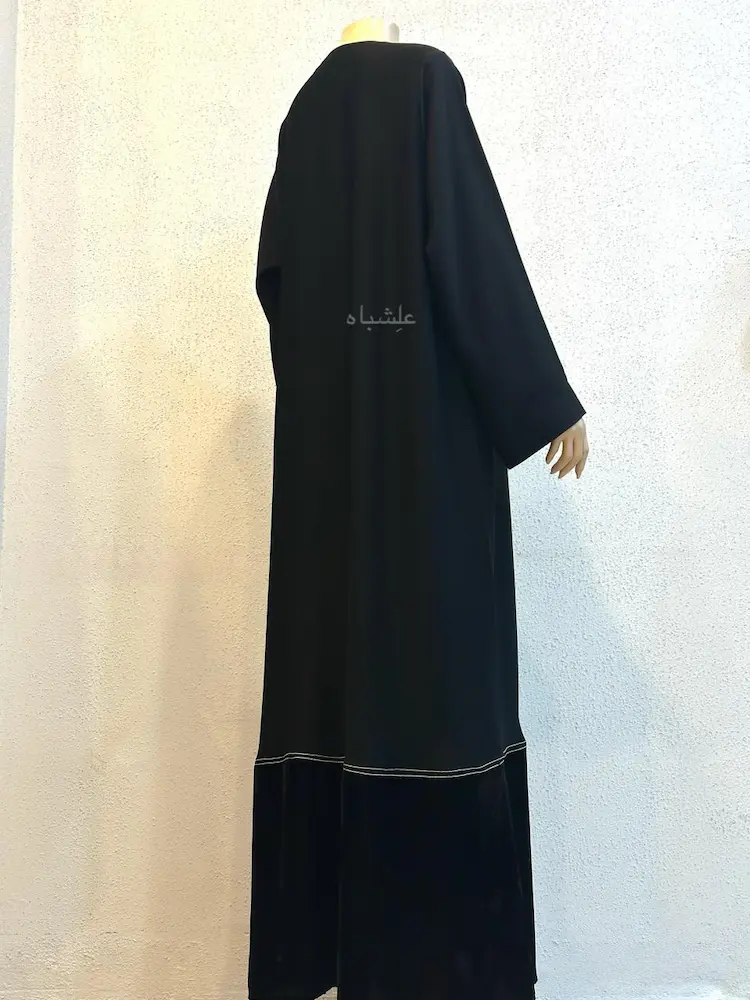 Noorline Velvet Abaya 2 Back View of Velvet Path Abaya