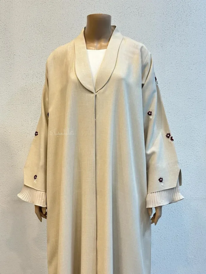 Home 8 linen bloom abaya front view